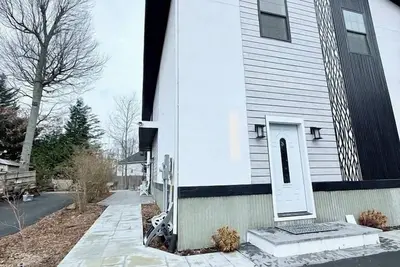 Image de Bright & Spacious New 3br Retreat • Private Entrance • Near Dc & Pentagon