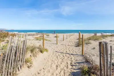 Image de (More Pinell 44) Pepi House