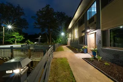 Image de Apt 3 Harvard Yard Apt Homes 2 bedrooms/1 Bath