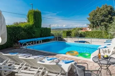 Image de Maison Mira (123451-K1) - Buje