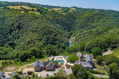 Image de Homerez - Maison cozy à Maleville - 50 m² avec piscine