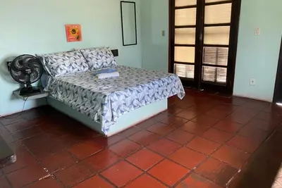 Image de Simple ground floor apartment with exclusive walkway to the lagoon.