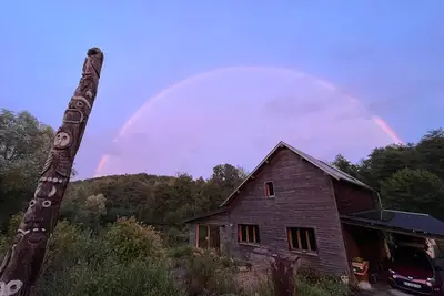 Image de Les Jardins de Jade vous accueillent dans son environnement naturel préservé!