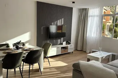 Image de Next to the port and beach of Aguadulce