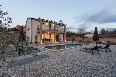 Image de Villa Lumina Divina-Modern villa with Heated Pool