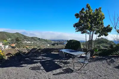 Image de Maison de vacances « Casarural El Camino De Tejeda » avec vue sur la mer, Wi-Fi et climatisation
