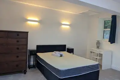 Image de Fabulous 6-bedroom Garden House in St Austell. Explore the best of Cornwall.