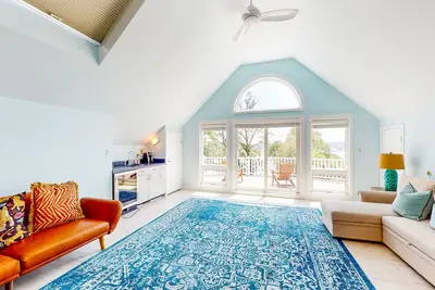 Image de Splendid home w/private pool, fire pit, several decks & balconies