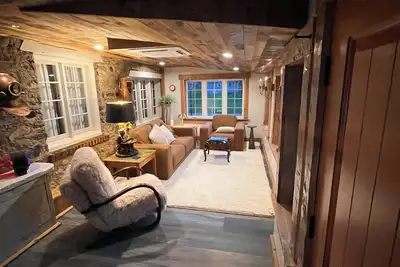 Image de Lake view! Lovely 4-bedroom cottage with Ac in soothing Conneaut