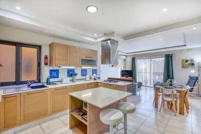 Image de Charming 2 bedroom flat close to the beach Rmus1-1