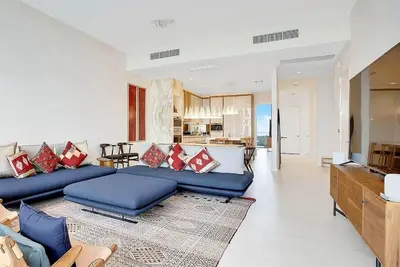 Image de Top Floor Two Bedroom Residence with Rooftop and Bay Views