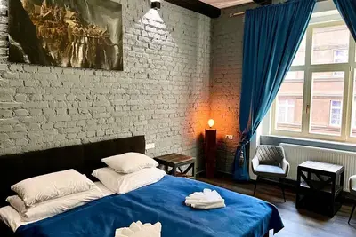 Luxury Flat 7 Min from Colonnade