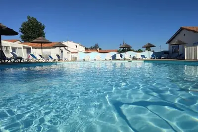 Image de ZEcamping 4 étoiles familial 2km plage parc aquatique locatif 27m2