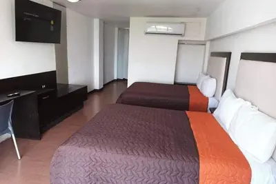 Image de Big Crew & Comfort: Four Scenic Rooms Perfect for Families & Group Adventures