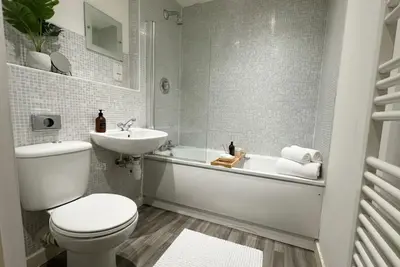 Image de West Two 2-Bed High Floor with City Views