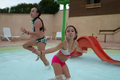 Image de Camping 3 étoiles - Piscine  - ccbfbfd