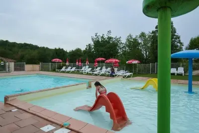 Image de ZEcamping 3* pataugeoire piscine chalet 36m2 6 pers