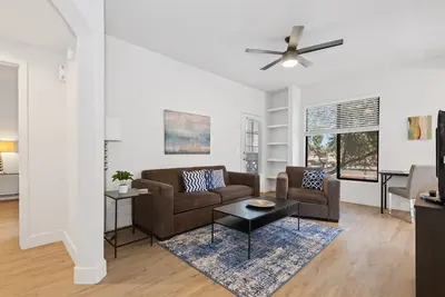 Image de Pure Suites Scottsdale Kierland 2 Bed Pool Gym Walk to Shops Restaurants