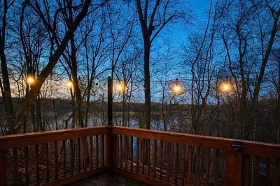 Image de Hot Tub & Seasonal Views of Lake Cumberland