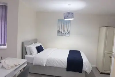 Image de Elegant & Family-Friendly Stay | Space, Style & Comfort