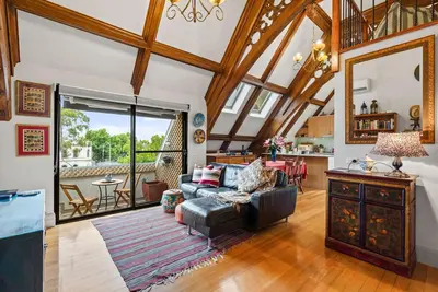 Image de The Sanctuary | 3br Heritage Church Conversion