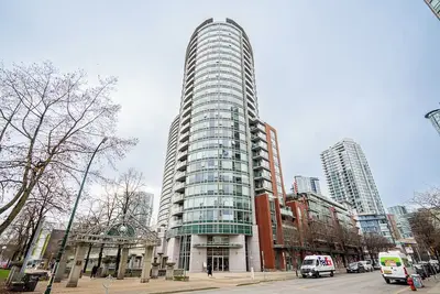 Image de Perfect Vancouver Getaway | Central 2br/2ba+Sofa Bed