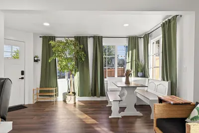 Image de Emerald City Jungle Oasis – 10 Min to Downtown Seattle