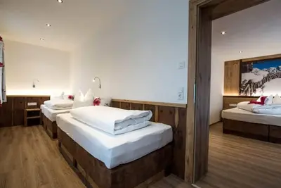 Image de Family room1 with shower, Wc - Ferienpension Bierbaumer