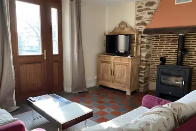 Image de Maison de vacances « La Maison De Germaine » avec terrasse privée et climatisation