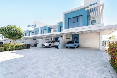 Image de Free housekeeping visits during your stay - StayShort - 6br Villa in Damac Lagoons that Sleeps 11