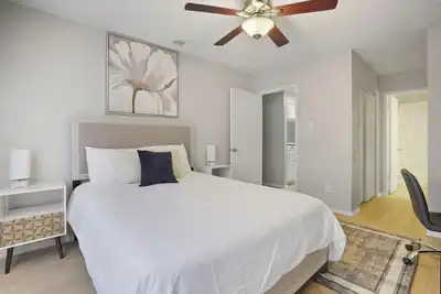 Image de Spacious 2 bed 2 bath getaway