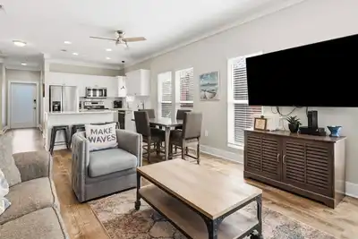 Image de Seacrest 3br Cottage at Camp Creek – Pool, Hot tub  & Beach Nearby!