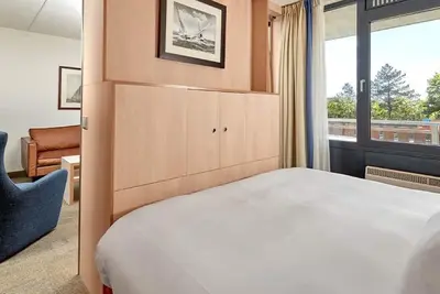 Image de North Sea Getaway – Hotel Near Dunes, Beach Trails & Ferry Port - 2 Units