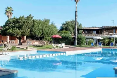 Image de Lovely two-room apartment in Residence Golfira