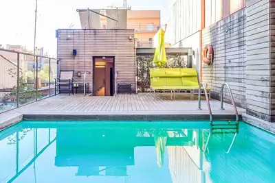 Image de Luxuriöse Villen in Barcelona by Interhome
