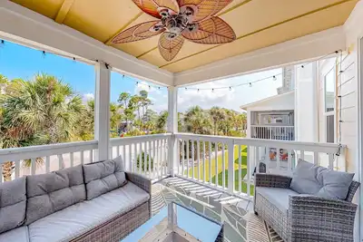 Image de Dog-friendly townhouse with private beach, hot tub, pool, tennis, golf, gym, Ac
