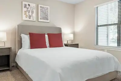 Landing | Beautiful 2bd, Gym