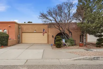 Image de Peaceful Sandia Mountain Retreat -- Clean, Comfortable & a Step Above the Rest