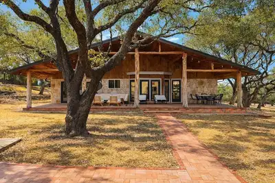 Image de Boerne Modernist: 12. 5-Acre Retreat & Exec Cabin