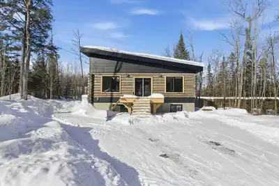 Image de Nature, Confort et Évasion | Chalet Akia