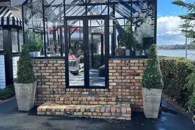 Image de Elegant accommodation in Tauranga, 3 bedrooms, garden, terrace, and free WiFi.