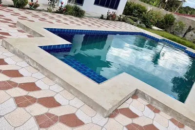 Image de Modern 3-Bedroom Family & Business Retreat
