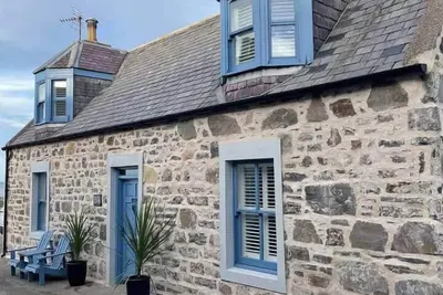 Image de Sea Crest - Beachfront Escape with Whisky Snug