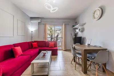 Image de Saranda Bay Retreat - 1br Apartment by PikHost