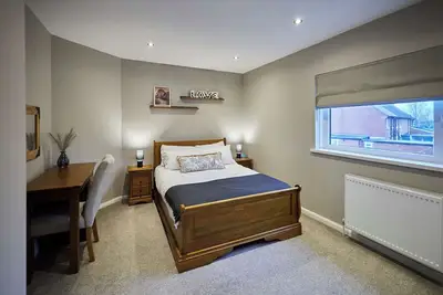 Image de Host & Stay | Crescent House