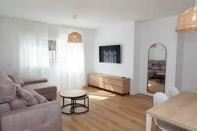 Image de Brand-New 2 bedroom home, 500m from the beach