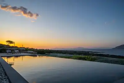 Image de Alluring Ano Koufonisi Villa | Villa Elysium | 6 Bedrooms | Infinity Pool with.
