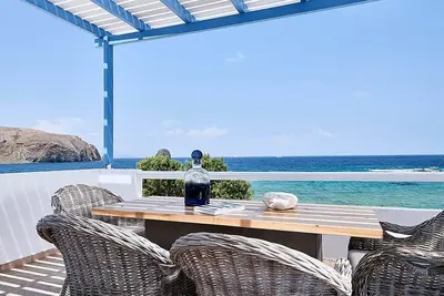 Image de Alluring Milos Villa | Villa Crystal Cove | 2 Bedrooms | Breathtaking Sea Views.