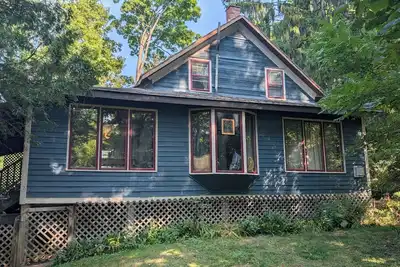 Image de Cozy Village Retreat by the Lake - Port Ryerse