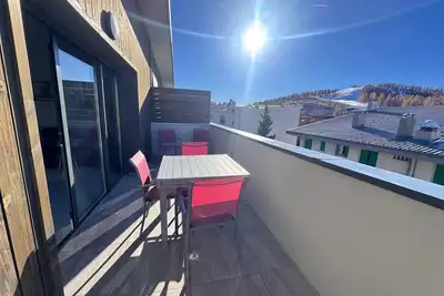 Image de Studio en duplex mezzanine, grande terrasse vue piste, centre station Valberg